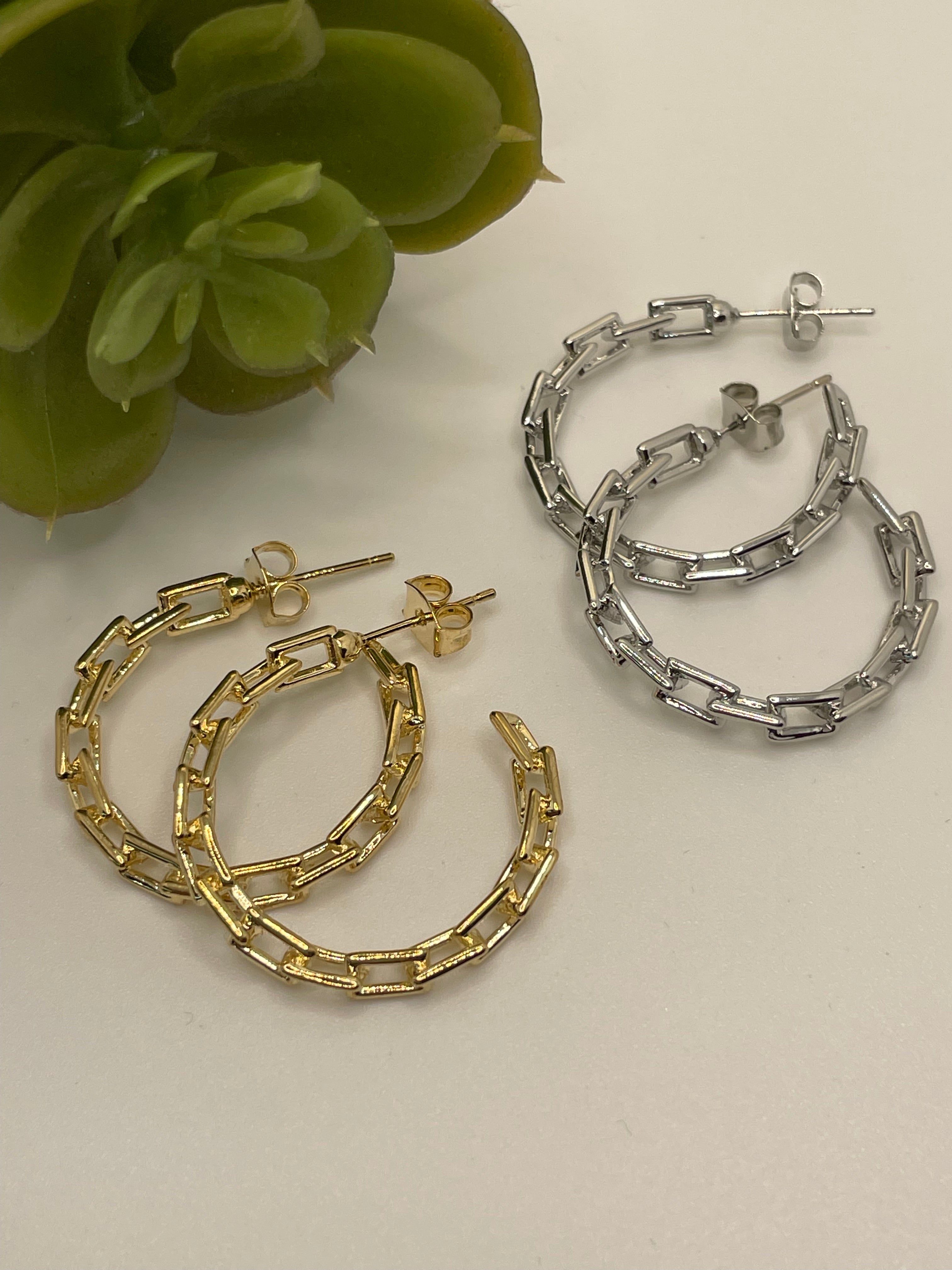 Chain Reaction Hoops