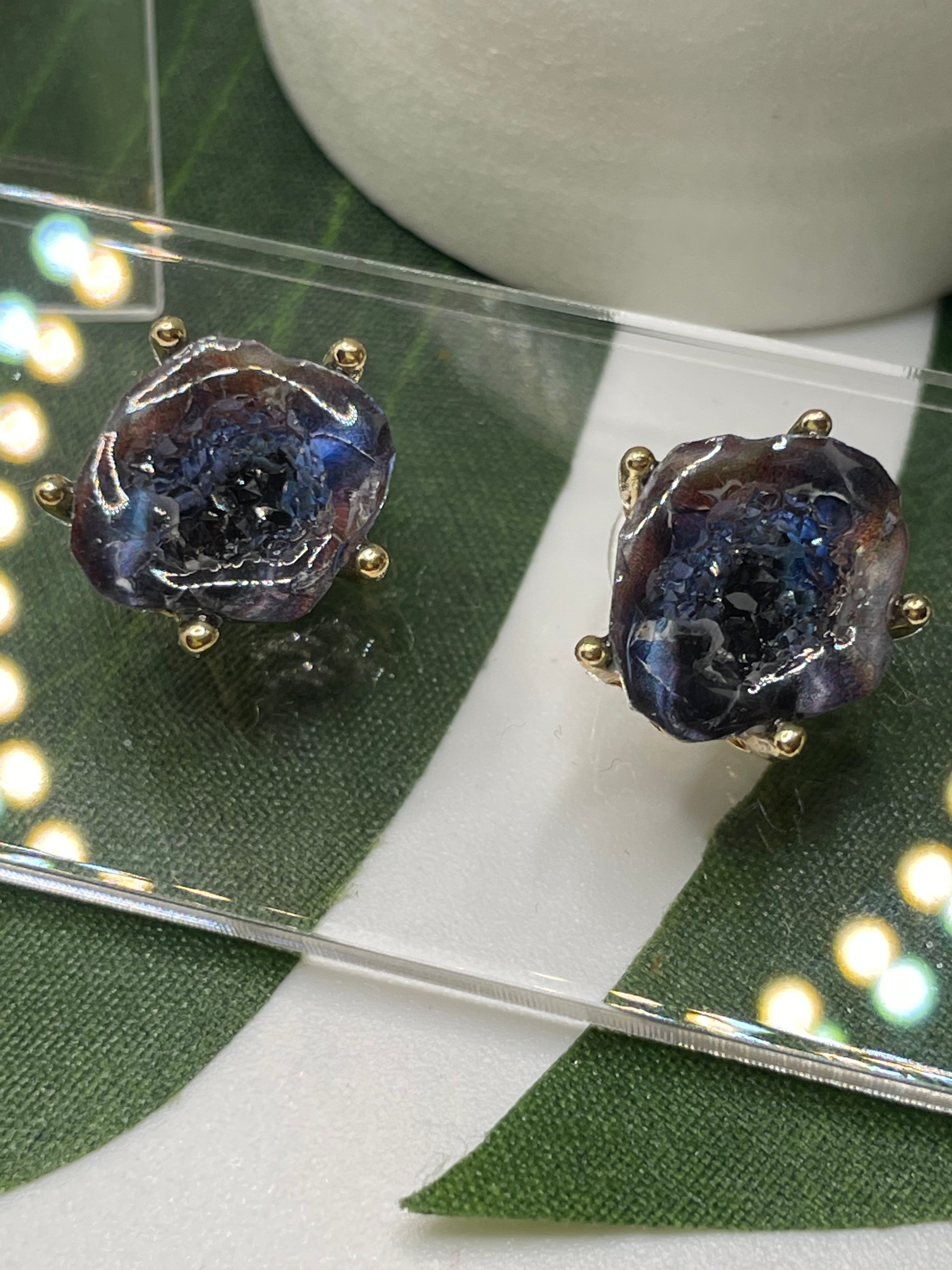 *SALE ITEM* Romancing The Stone Stud