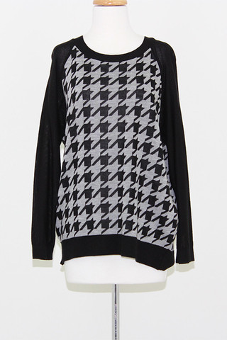 *SALE ITEM* Have to Have Houndstooth Sweater