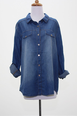 *SALE ITEM* In The Pocket Chambray Top