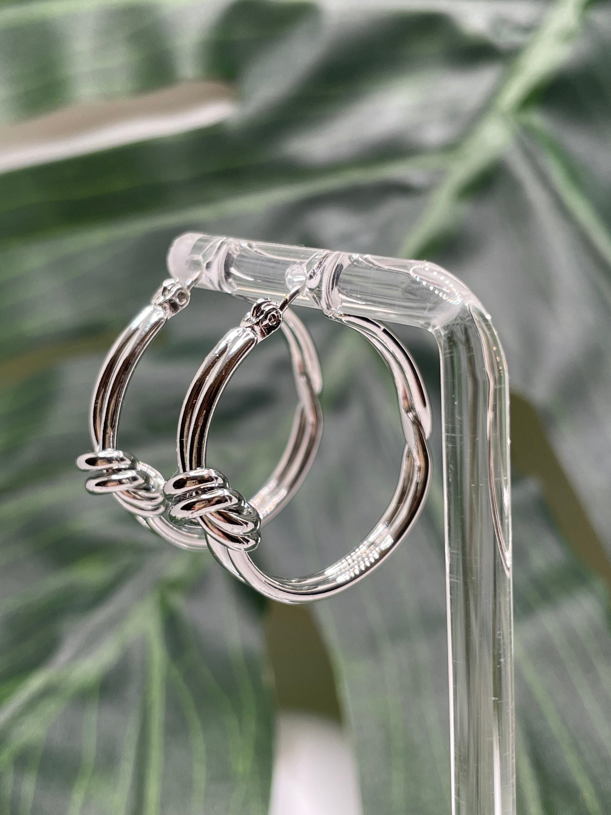 *SALE ITEM* Knot Living Without Hoops