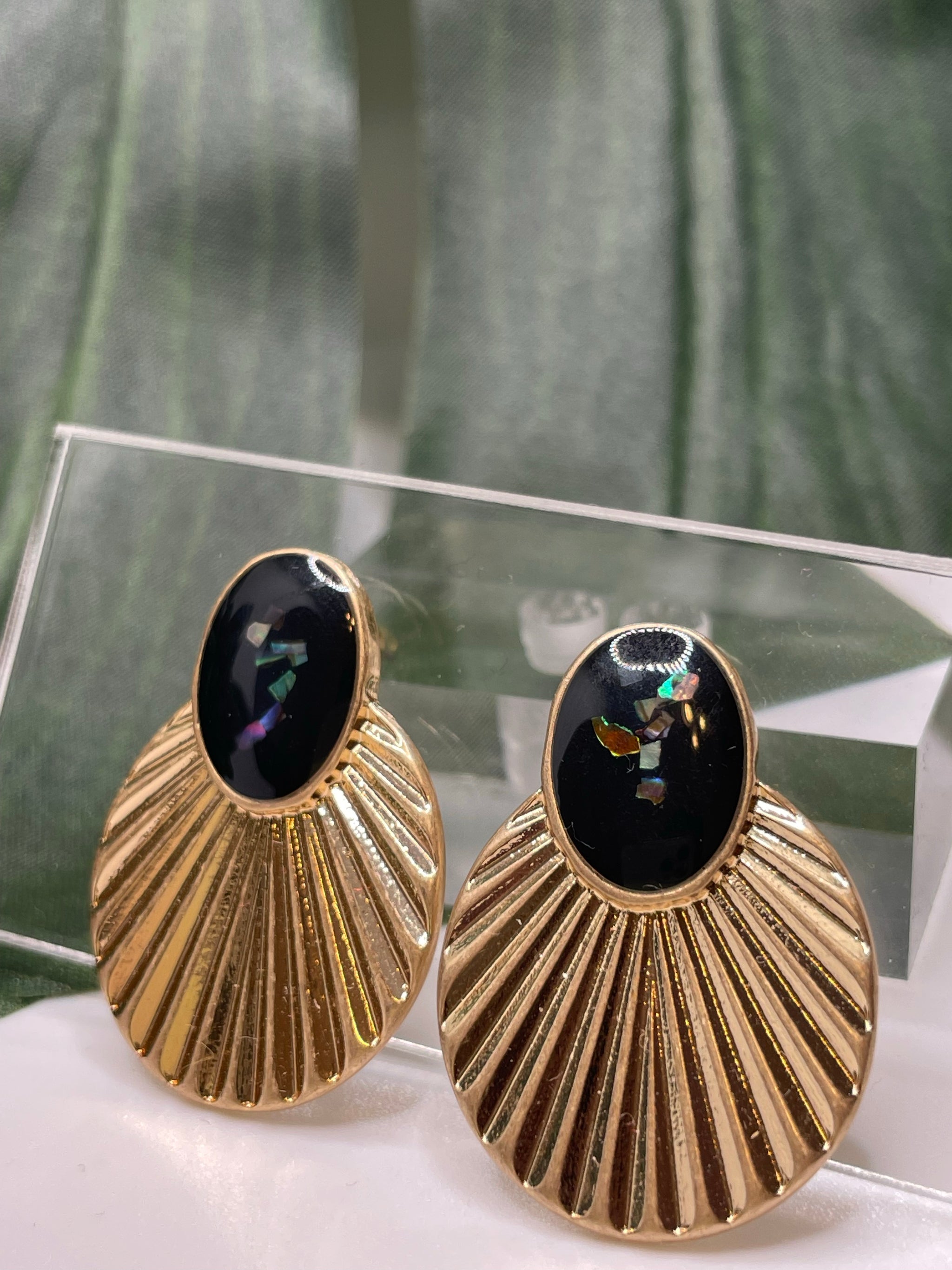 *SALE* Petals & Seashells Earrings